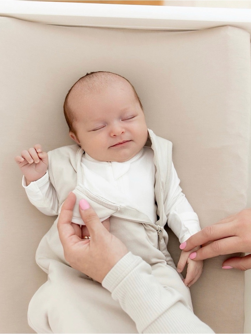 Kyte BABY 1.0 TOG Medium Sleep Sack - Oat - Picture 4 of 8